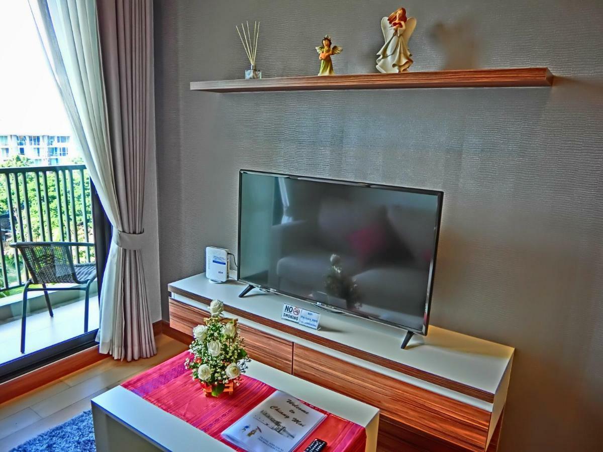 The Astra Suites Chiang Mai Bagian luar foto