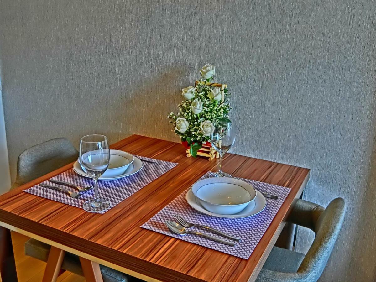 The Astra Suites Chiang Mai Bagian luar foto