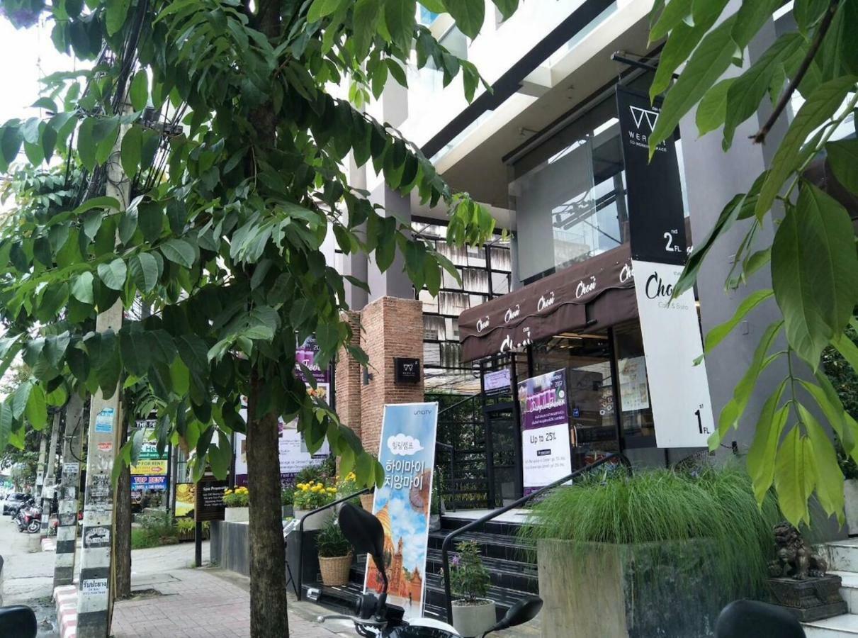 The Astra Suites Chiang Mai Bagian luar foto