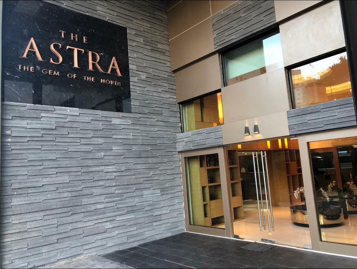 The Astra Suites Chiang Mai Bagian luar foto